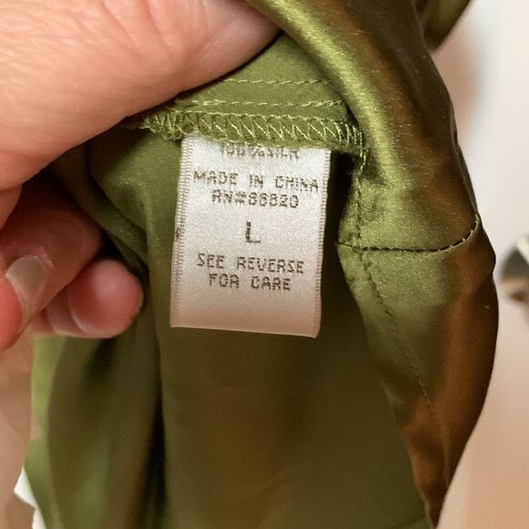 Vintage Chartreuse Sleeveless‎ Silk Top - Picture 3 of 6